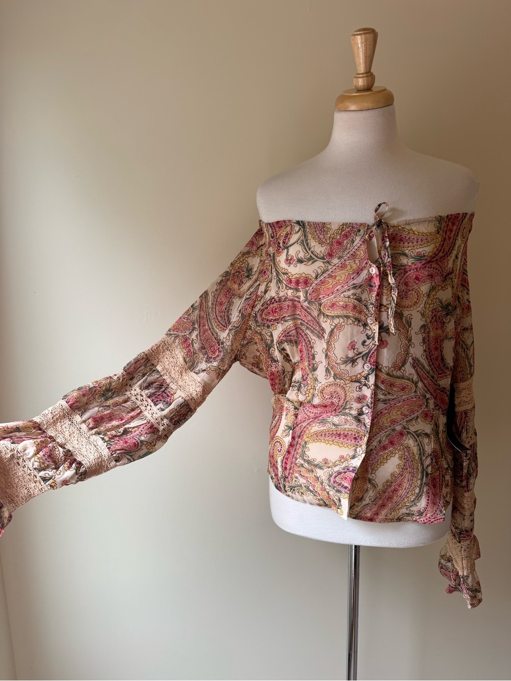 HKR Collections Y2K Paisley Off Shoulder Boho Blouse L